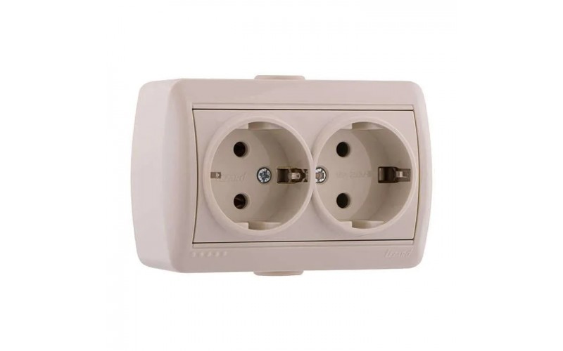 Розетка 2-м ОП Ната с заземл. керам.бел. Lezard 710-0200-127 (193044)