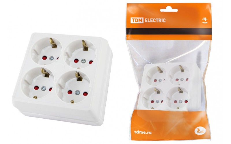 Розетка 4-х местая 2П+3 открытой установки IP20 16A с з/ш белая "Ладога" TDM SQ1801-0123